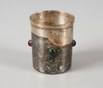 Italian work 
Goblet in silver metal and...