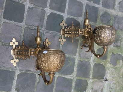 Pair of sconces in brass.