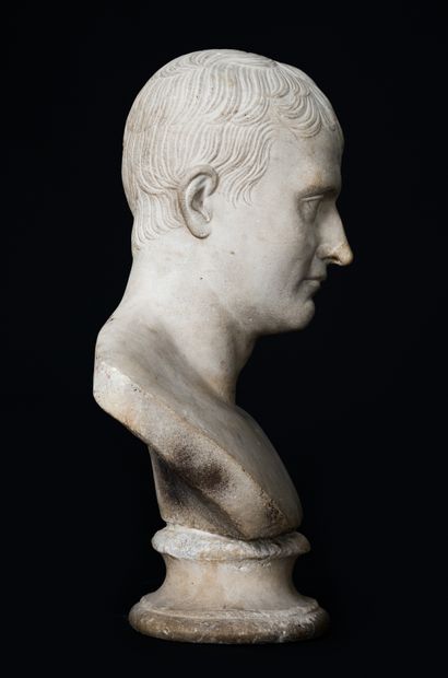  Napoleon 1st Emperor. 
After Antoine Denis Chaudet ( 1763 - 1810 
Bust in the antique...