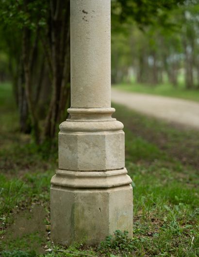  Pair of Gothic style columns. Each one with octagonal base and capital of Corinthian...