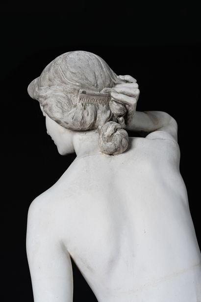  "Femme nue assise sur une balustrade" par Frédéric BROU (1862-1926). 
Maintenant...