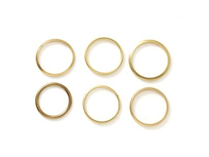  Lot in gold 750 thousandths, composed of 6 wedding rings of which one opening. (inscriptions...
