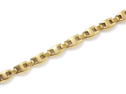 HERMÈS

Élégant collier articulé en or 750...