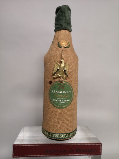 null 1 bouteille ARMAGNAC Napoleon - DUCASTAING - années 60 -