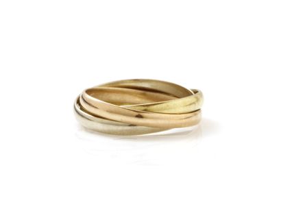 null Alliance 3 tones of gold 750 thousandths, composed of 3 interlaced rings. French...