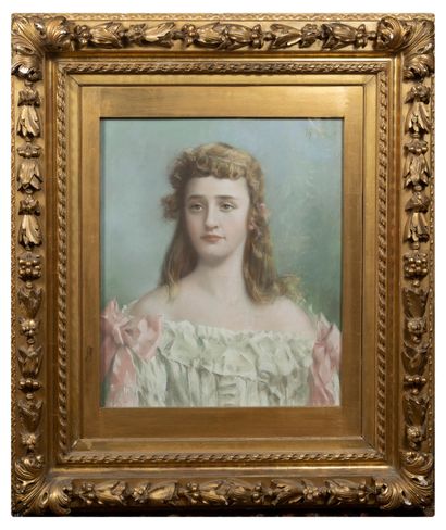  Albert DUMOULIN (1871-1935) 
Portrait de femme 
Pastel Signé en haut à droite 
75...