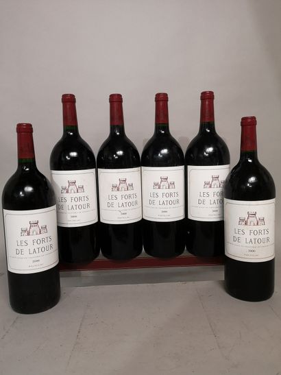 null 6 magnums FORTS de LATOUR 2nd vin de Ch. LATOUR - Pauillac Millésime 2000Étiquettes...
