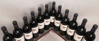 null 12 bouteilles CARILLON de L'ANGELUS 2nd vin de Ch. L'ANGELUS - Saint Emilion...