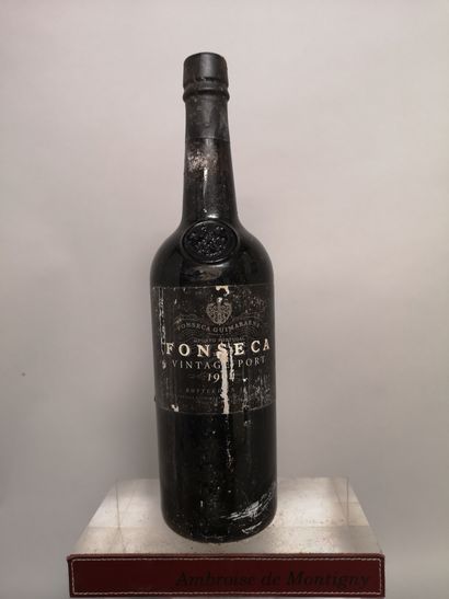 null 1 bouteille PORTO FONSECA Vintage - Millésime 1994 - Étiquette griffée. - Label...