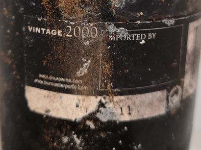 null 1 bouteille PORTO BURMESTER Vintage - Millésime 2000 - Étiquette complètement...