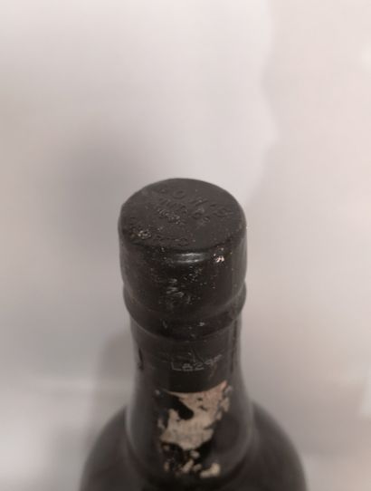 null 1 bouteille PORTO DOW Vintage - Millésime 1994 - Étiquette quasiment disparue....