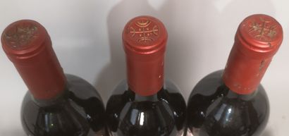null 3 bouteilles ALMAVIVA - ROTHSCHILD Chili - Millésime 1999 - Étiquettes légèrement...