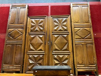 Grande armoire en bois sculpté
Fin du XIXe...