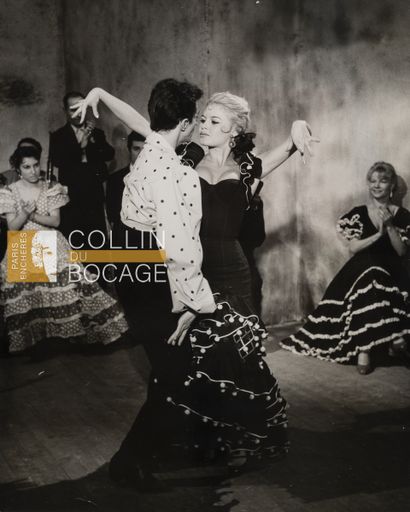 null BRIGITTE BARDOT 
Brigitte Bardot dansant en Espagne.
1958
Tirage argentique...