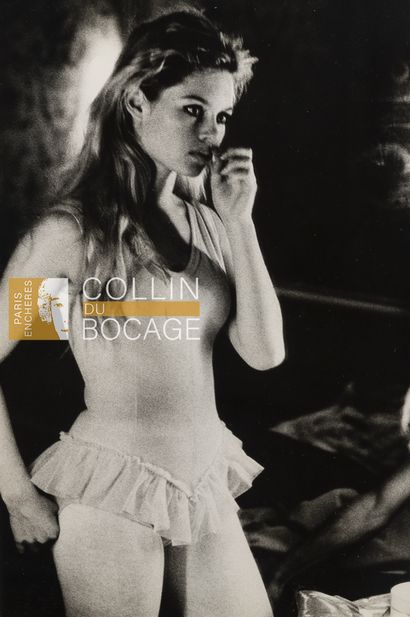 null BRIGITTE BARDOT
Brigitte Bardot as a ballerina.
1958
Silver print of the time...