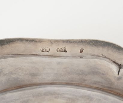 null Silver PLAT. PARIS, 1781-1782 (letter-date S). Circular model with contours...