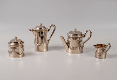 null Silver tea and coffee service. PARIS, goldsmith AL, ap. 1838 (Minerve). It consists...