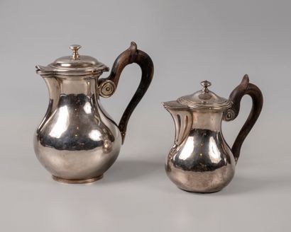 null Silver CAFETIERE. PARIS, ap. 1838 (Minerve). Plain model with flat bottom, the...