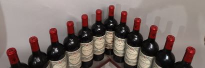 null 12 bouteilles Château GAZIN - Pomerol, 2009
Une étiquette sale et 3 très légèrement...