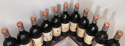 null 11 bouteilles Château PAPE CLEMENT - Gc Pessac Lèognan, 1990
Étiquettes tachées...