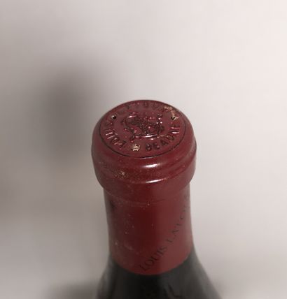 null 1 bouteille CHARMES CHAMBERTIN Grand cru - L. LATOUR.
Étiquette tachée et abîmée....