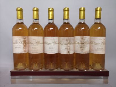 null 6 bouteilles Château CLIMENS - 1er Cc Sauternes, 2000
Étiquettes tachées et...