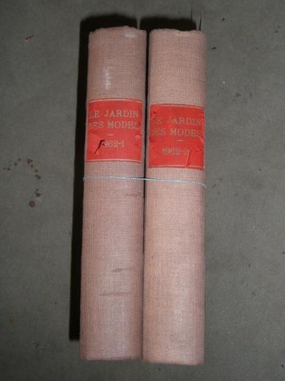 JARDIN des MODES Ensemble de deux tomes comprenant les magazines de l'année 1962....