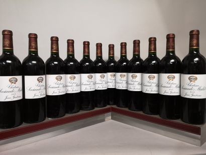 12 bouteilles Château SOCIANDO MALLET - Haut...