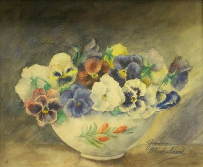 Michelaud Yvonne (XX°) « Bouquet de fleurs dans une coupe » aquarelle sur papier...