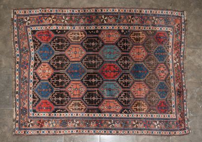 null Tapis Afshar, Perse
198 x 150 cm.