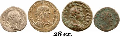 WORLD COINS Lot de 28 monnaies antiques (deniers...
