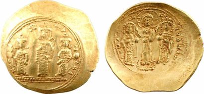 null BYZANTINE COINS Romain IV et Eudoxia, histamenon scyphate, Constantinople, 1068-1071...