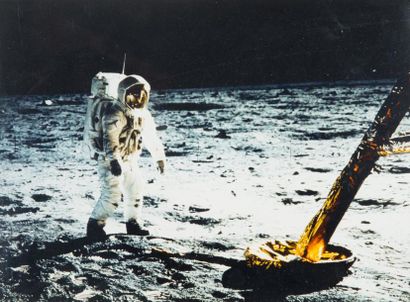 null Neil ARMSTRONG NASA Apollo XI, 1969 Tirage cibachrome d'époque Annoté au dos...