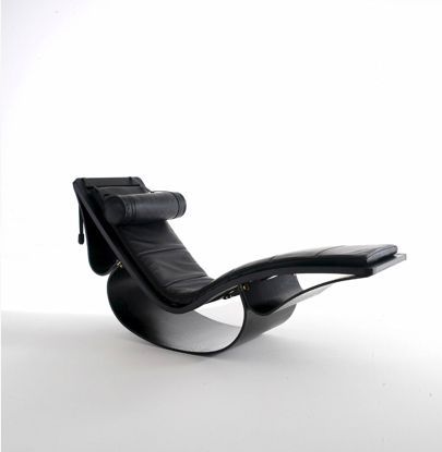 Oscar Niemeyer (1907-2012)

Chaise longue...