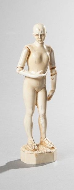 null Mannequin androgyne nu, les bras articulés, chaussé de spartiate. XVIIIe siècle,...