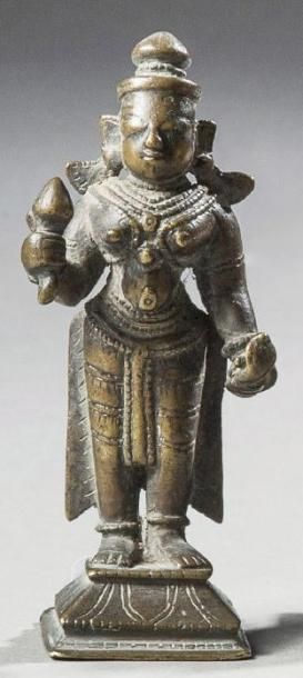 Divinité féminine, Inde, 17ème siècle Bronze,...