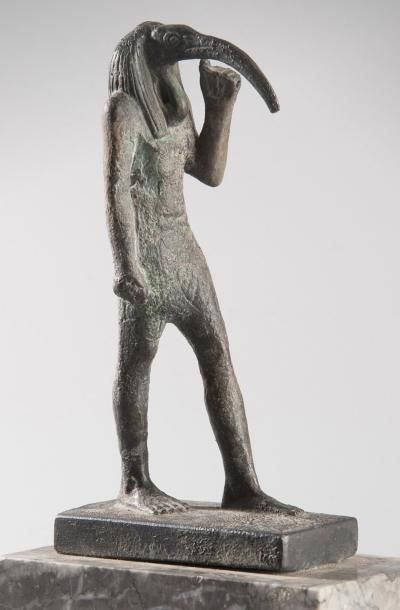 null Thot Ibis marchant. Egypte, Basse Epoque (664 - 332 av. J.-C.) Belle statuette...