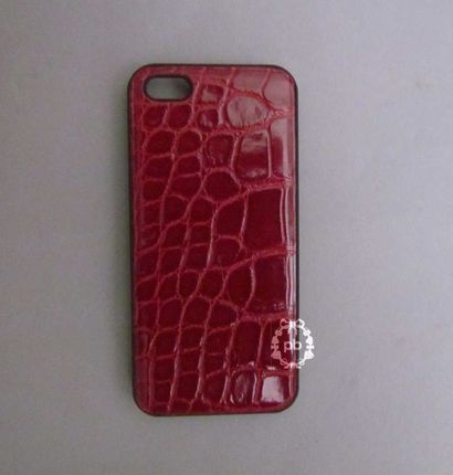 Harold SHERMAN Harold SCHERMAN. LOT comprenant une COQUE "Louis" pour IPHONE 5 en...