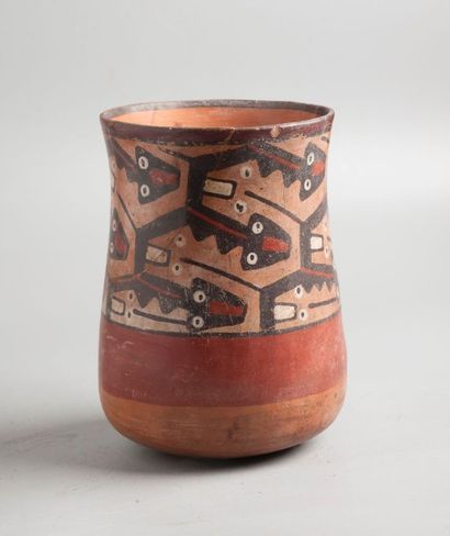null Vase à haut col.

Terre cuite polychrome.

Pérou. Culture Nazca, vers 200 avant-...