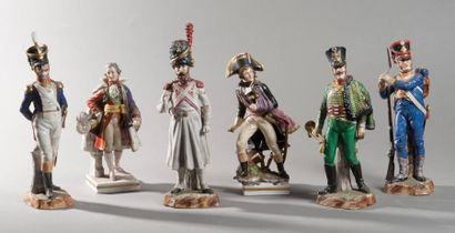 null Ensemble de six figurines en porce­laine: Lannes Artilleur du Régiment de Neufchâtel...