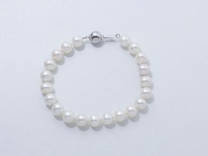 Bracelet composé de perles de culture d'eau...