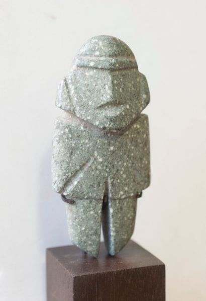 null Idole Mezcala, 300 - 100 av. J.-C. Belle statuette anthropomorphe aux lignes...