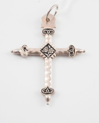 null Croix pendentif Jeannette en argent facetté à décor de fleurettes (pensée et...