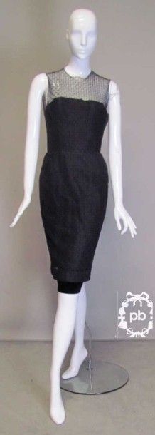 Pierre BALMAIN Haute Couture, circa 1962 

ROBE de cocktail en tulle plumetis noir,...