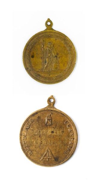 null 1797 - Loterie nationale, bronze avec bélière, le centre du revers effacé ?...