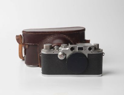 LEICA Leica. Model III. Nu. Usures. N° 515369.