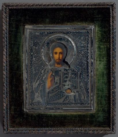 null Le Christ bénissant. Russie, XIXe s. Tempera sur bois; velours. 10 x 8,5 cm....