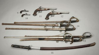 null France, XIXe siècle

 

Trois sabres d’officier de cavalerie de ligne, avec...