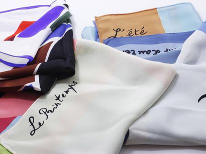 null YVES SAINT-LAURENT Lot de 3 foulards carrés en soie à décor graphique multicolore,...