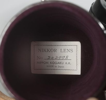 null Exceptionnel lot Nikon F composé d'un boitier, d'un Nikkor-S Auto 1,4/50 mm,...